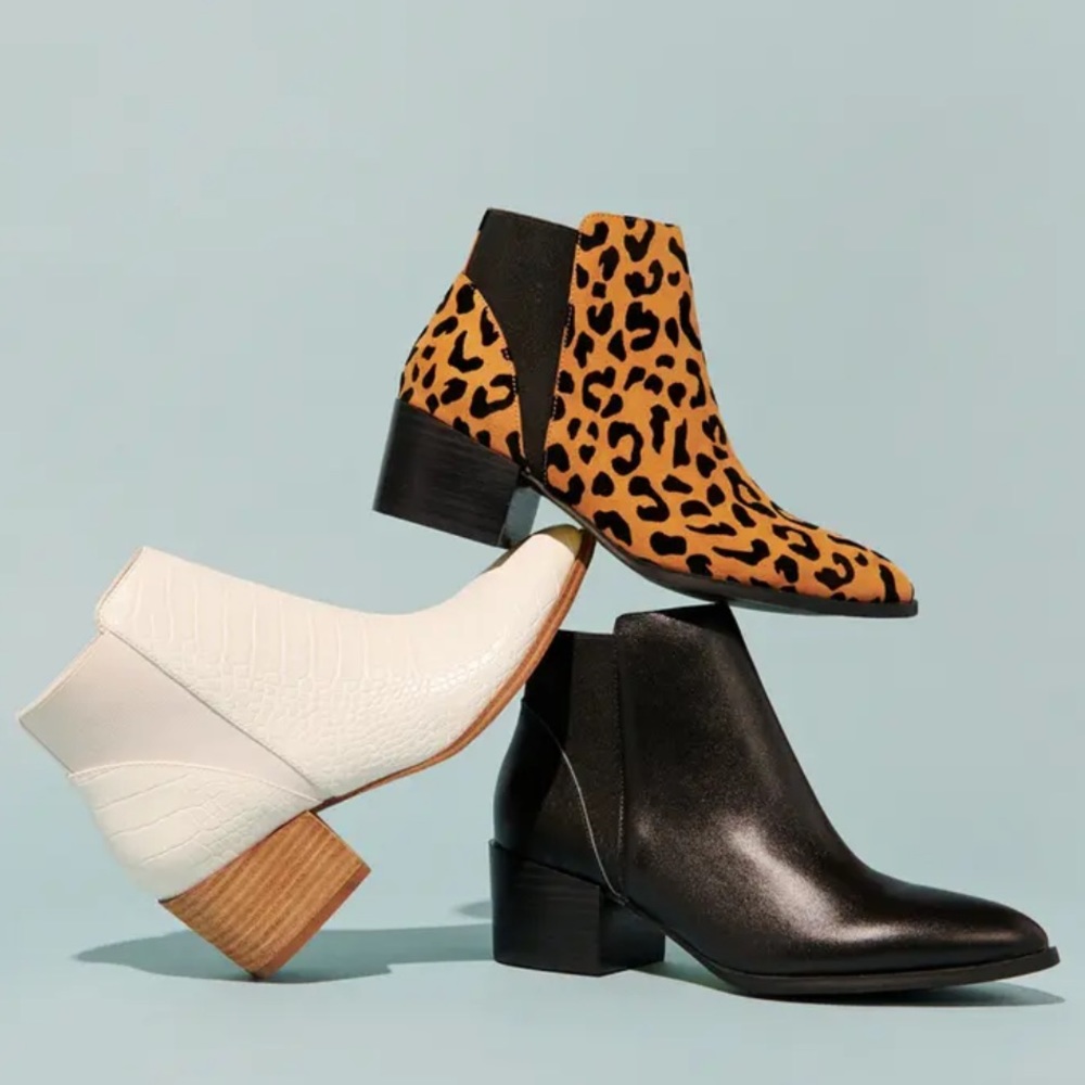 brand new Chinese Laundry booties women us6 leopard